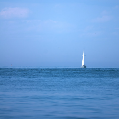 Medium Mac Blue