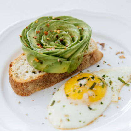 Knife Egg