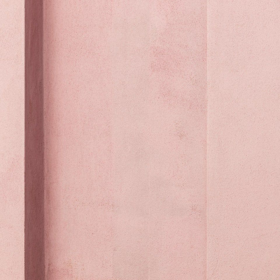 Wet Pink