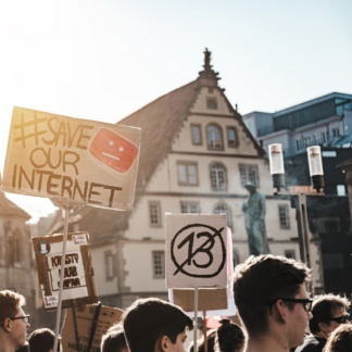 Internet Large